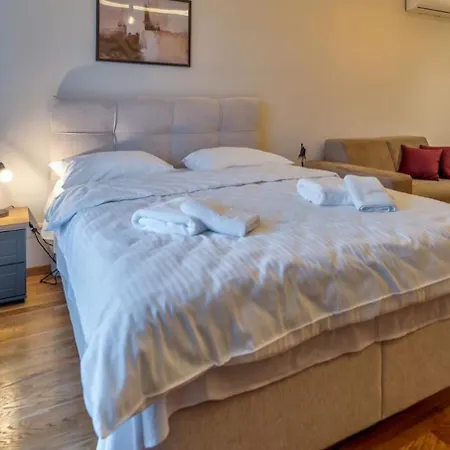 Anni Apartment *