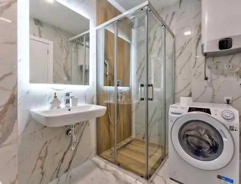 아파트 Anni 즐라티보